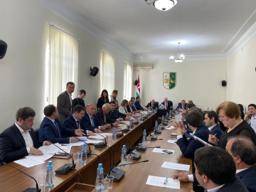 В ПАРЛАМЕНТЕ СЕДЬМОГО СОЗЫВА ОБРАЗОВАНО  9 КОМИТЕТОВ